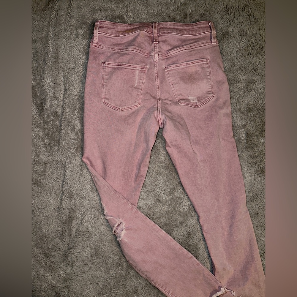 High Rise Universal Thread Jeans - Picture 2 of 6